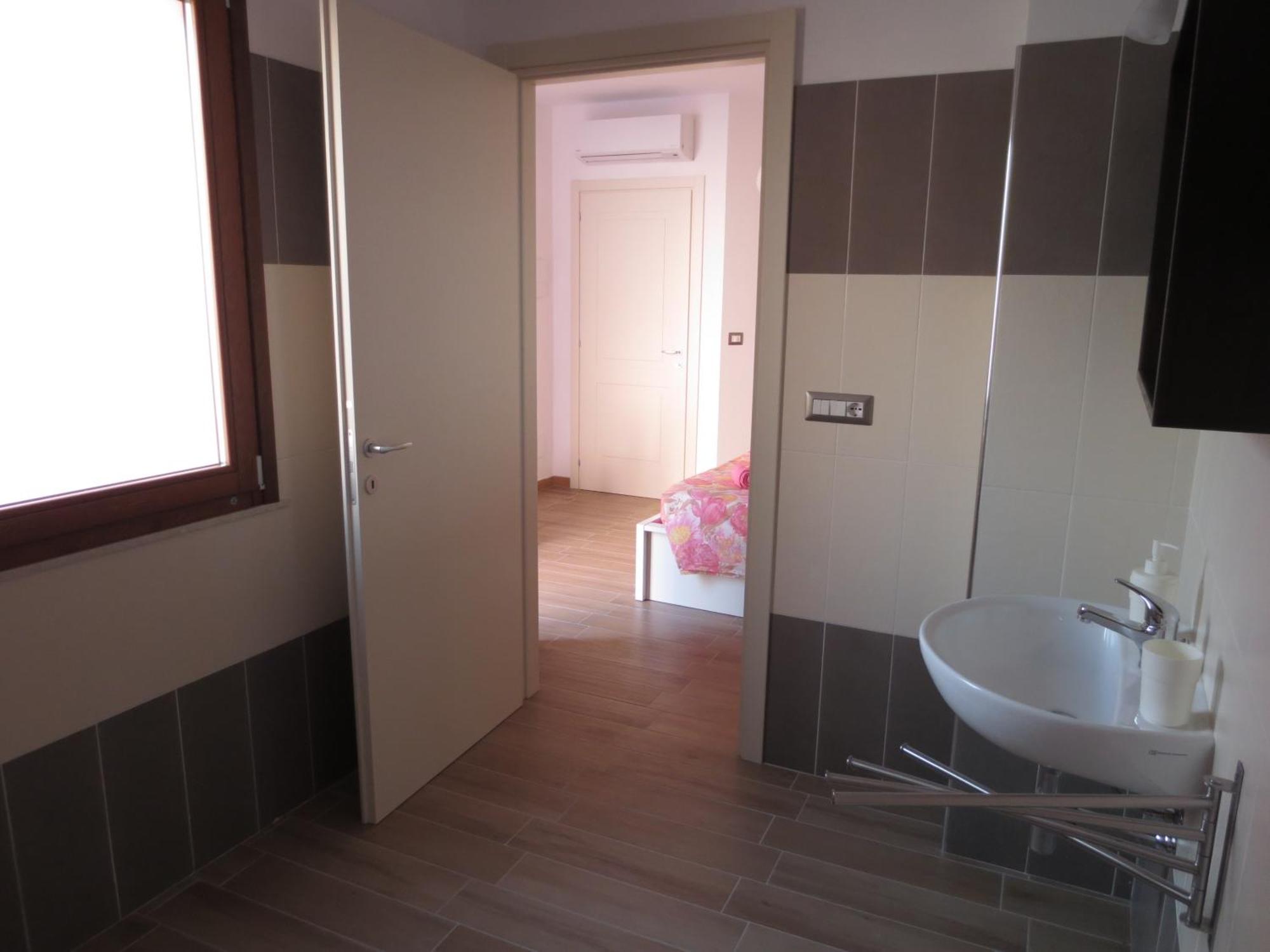 Vergilia Syracuse Bagian luar foto